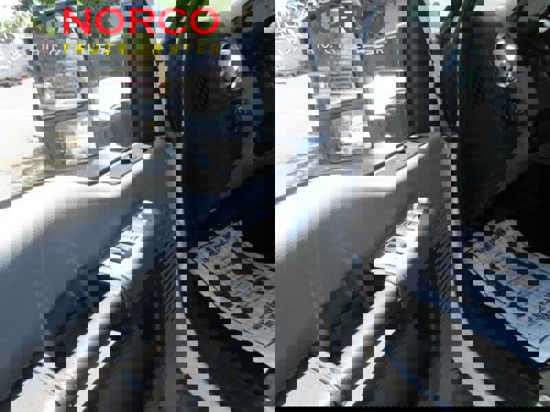 Used 2012 Ford F550 2WD Crew Cab Super Duty image 20