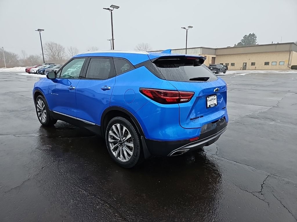 Used 2024 Chevrolet Blazer Premier w/ Driver Confidence II Package image 5