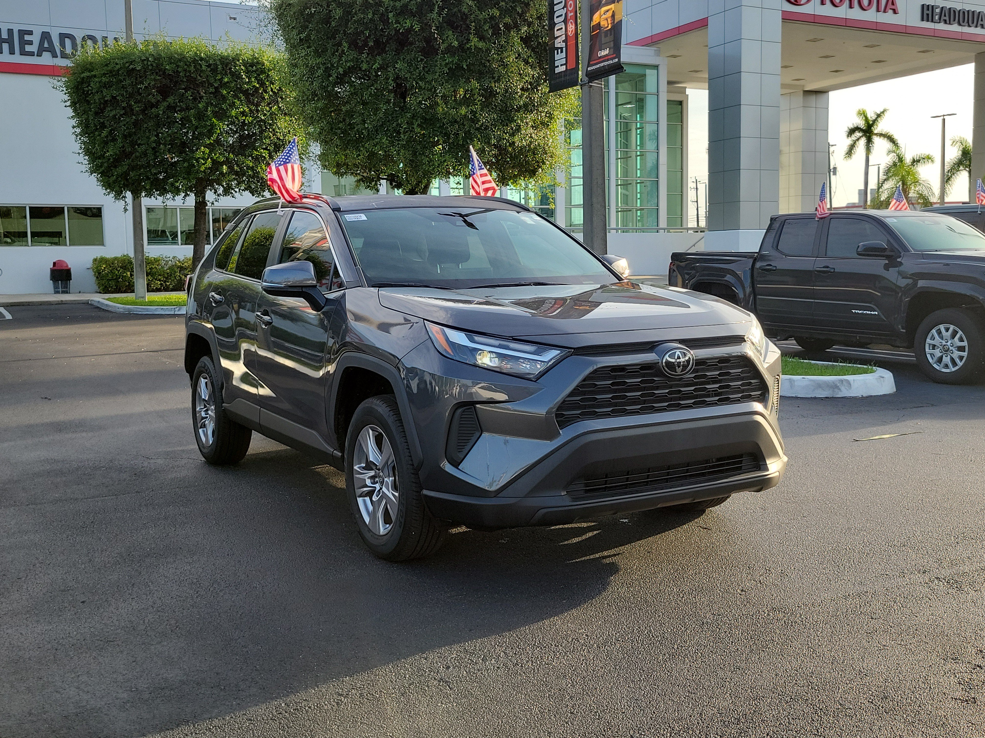 Used 2023 Toyota RAV4 XLE FWD image 2