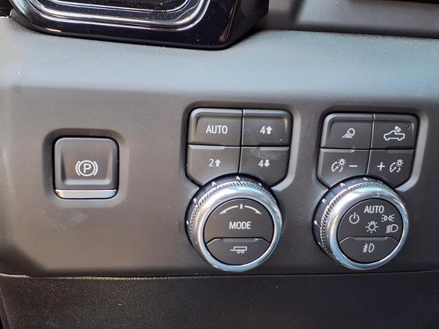Used 2026 GMC Sierra 2500 AT4 w/ AT4 Premium Plus Package image 15