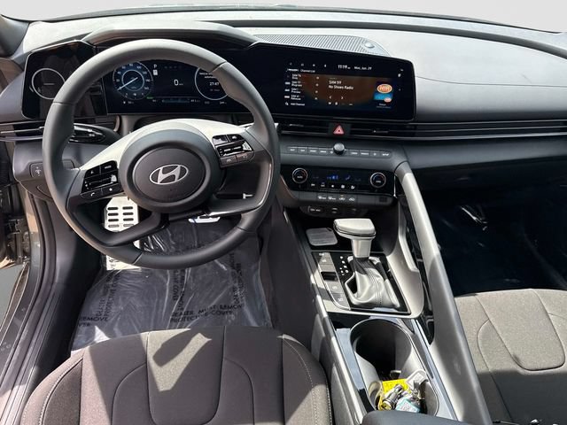 New 2026 Hyundai Elantra SEL FWD image 16