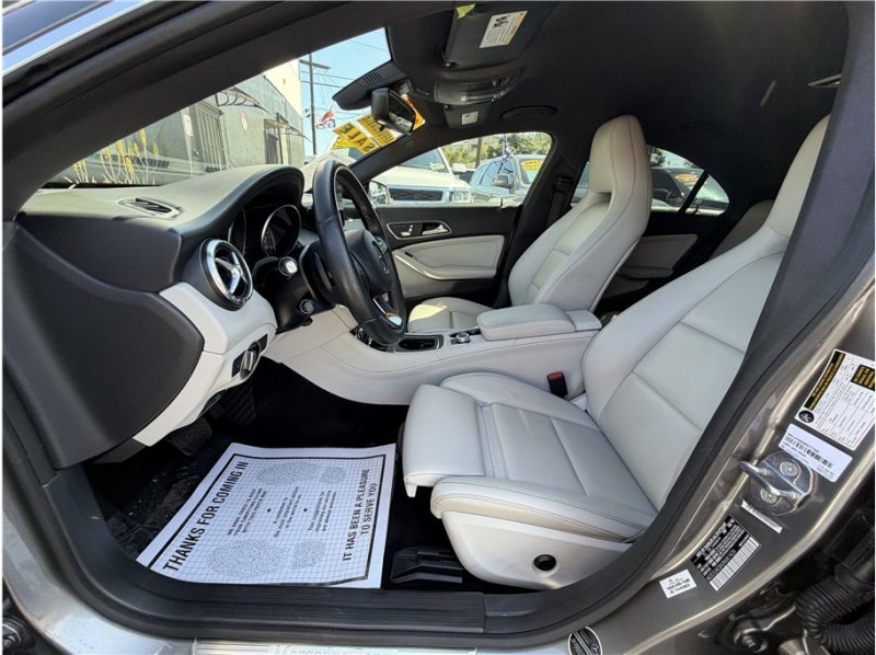 Used 2018 Mercedes-Benz CLA 250 image 12
