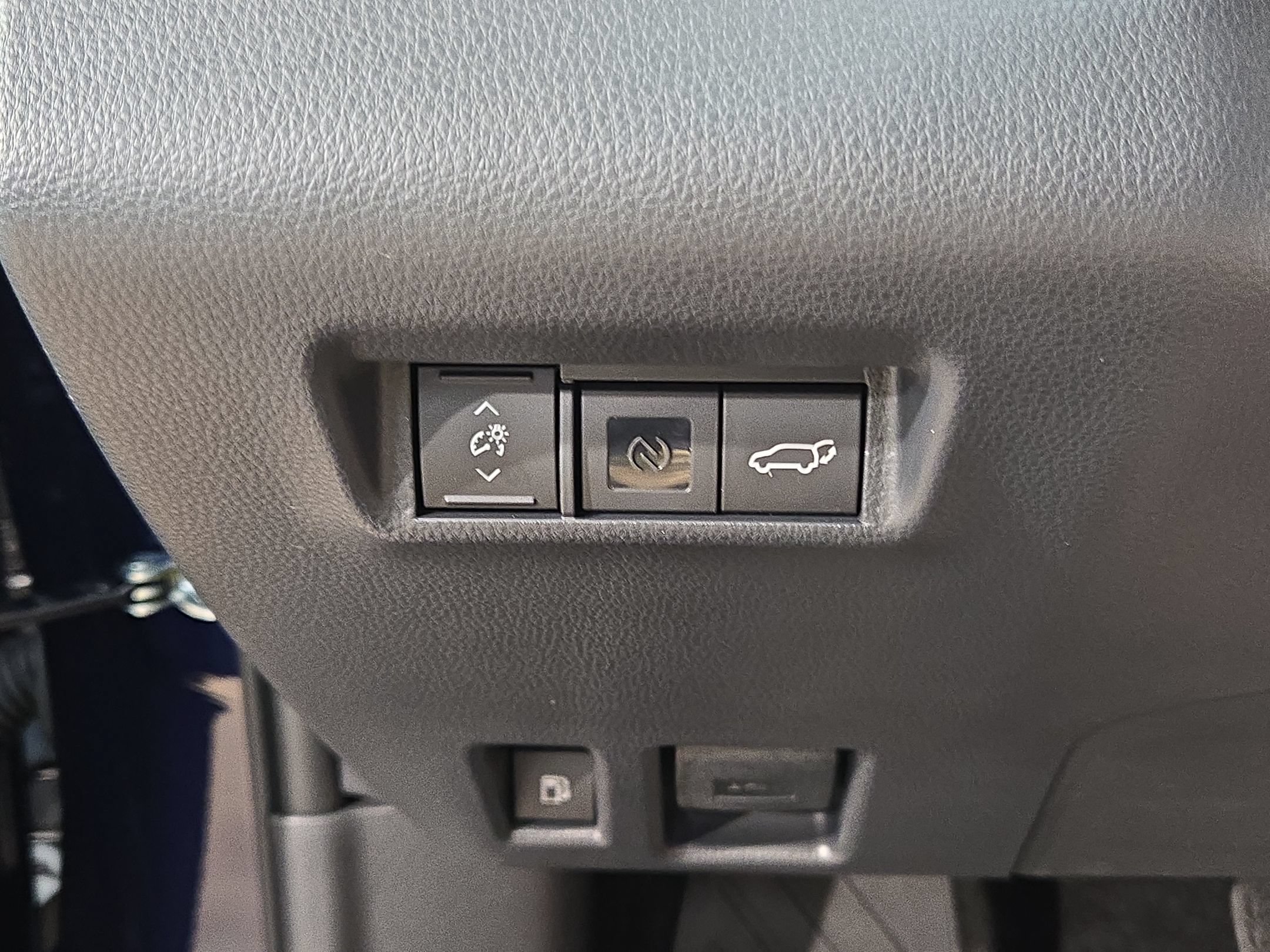 New 2026 Toyota RAV4 XLE Premium w/ Panoramic Sun Roof Package FWD image 18