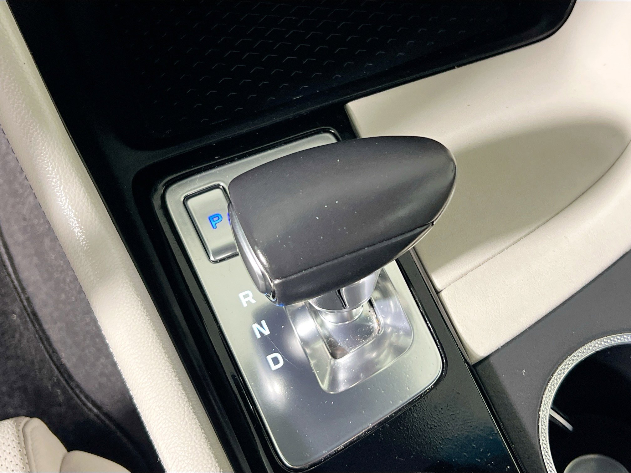 Used 2024 Genesis G70 2.5T AWD/4WD image 25