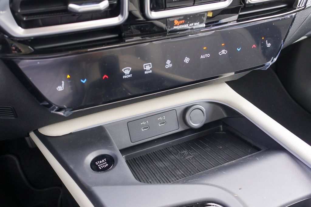 New 2026 Nissan Sentra SL w/ Floor Mat Package FWD image 13