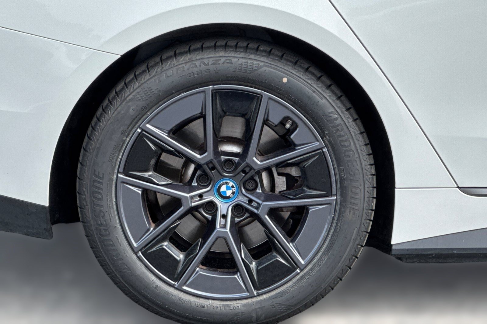 Certified 2023 BMW i4 eDrive40 w/ Premium Package RWD image 12