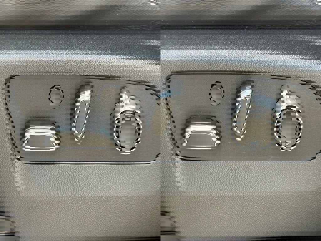 Used 2025 GMC Sierra 1500 Denali Ultimate image 22