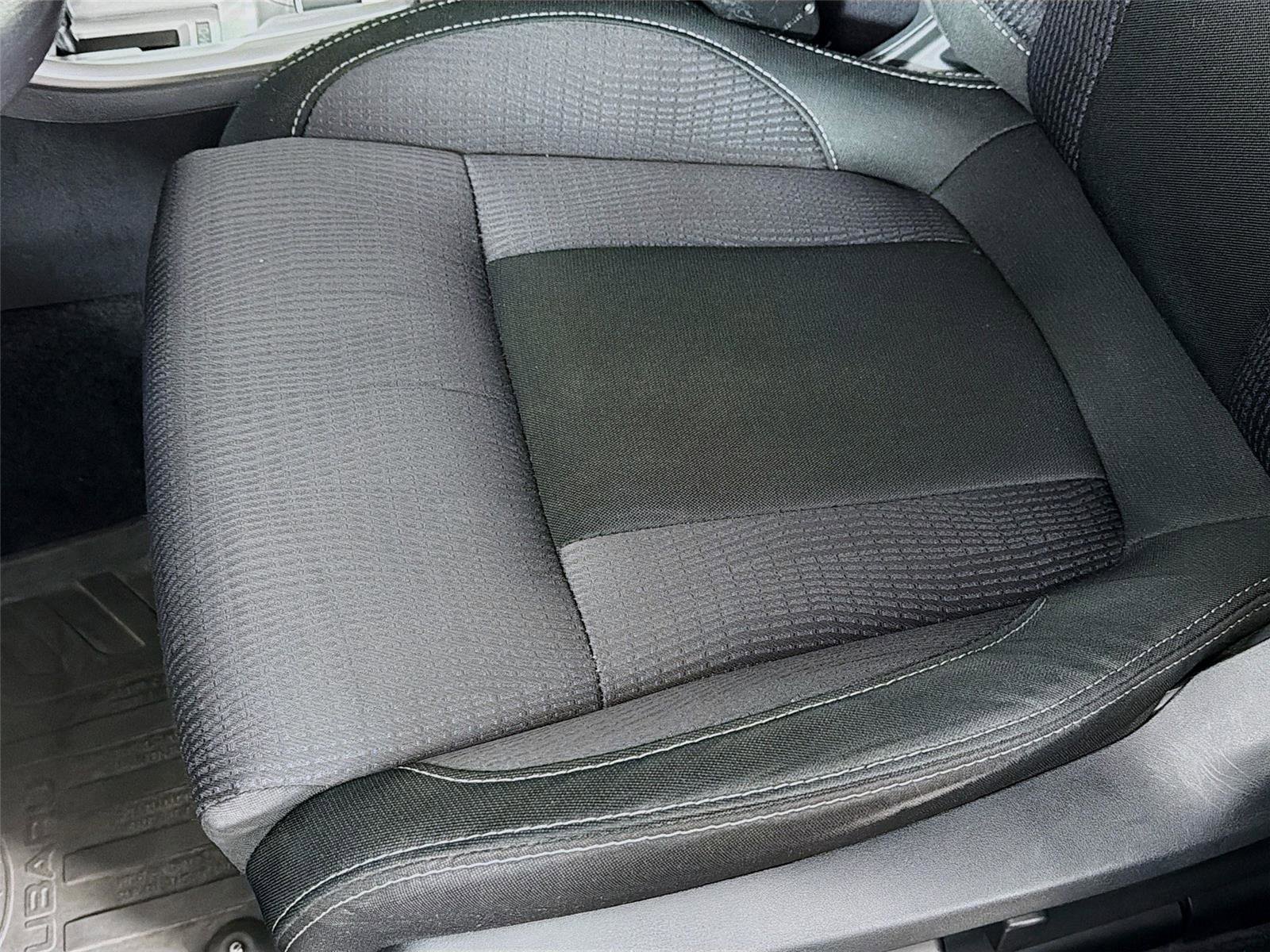 Used 2022 Subaru Ascent Premium w/ Convenience Package image 19