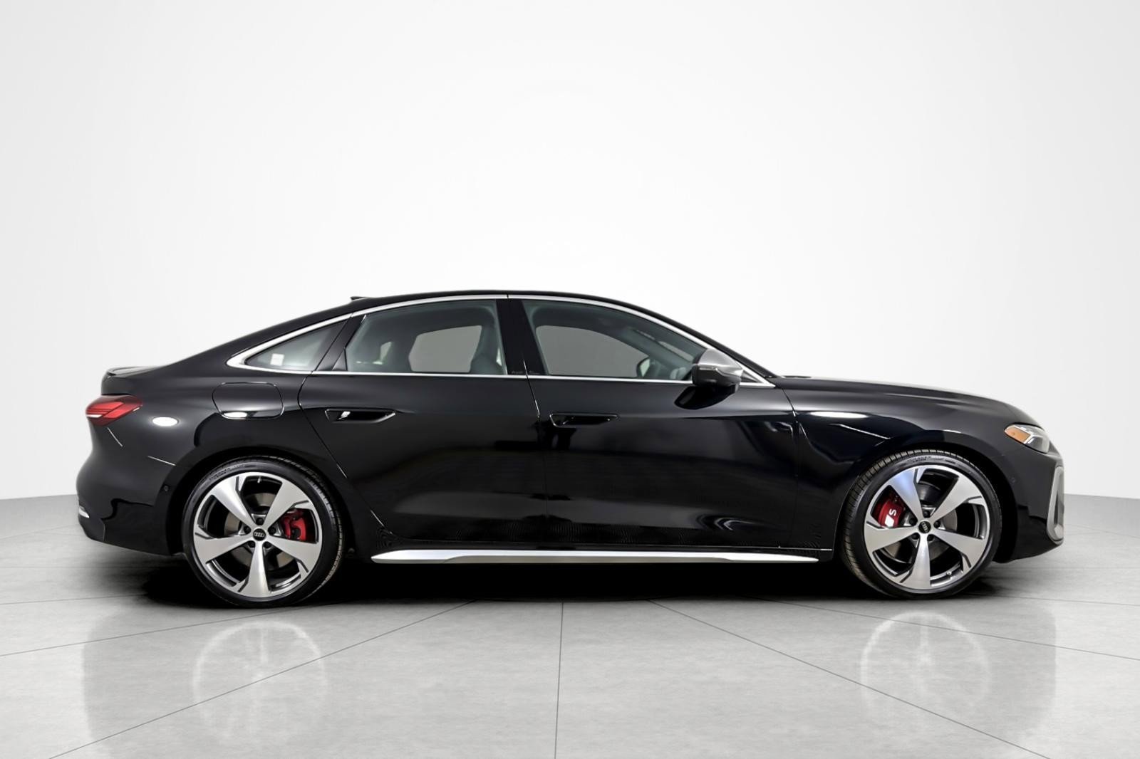 Used 2025 Audi S5 Premium Plus w/ Premium Plus Package image 6