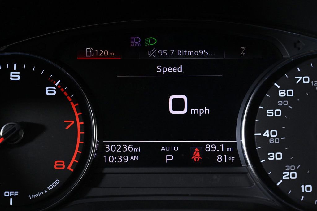 Certified 2022 Audi Q5 2.0T Premium w/ Convenience Package image 11