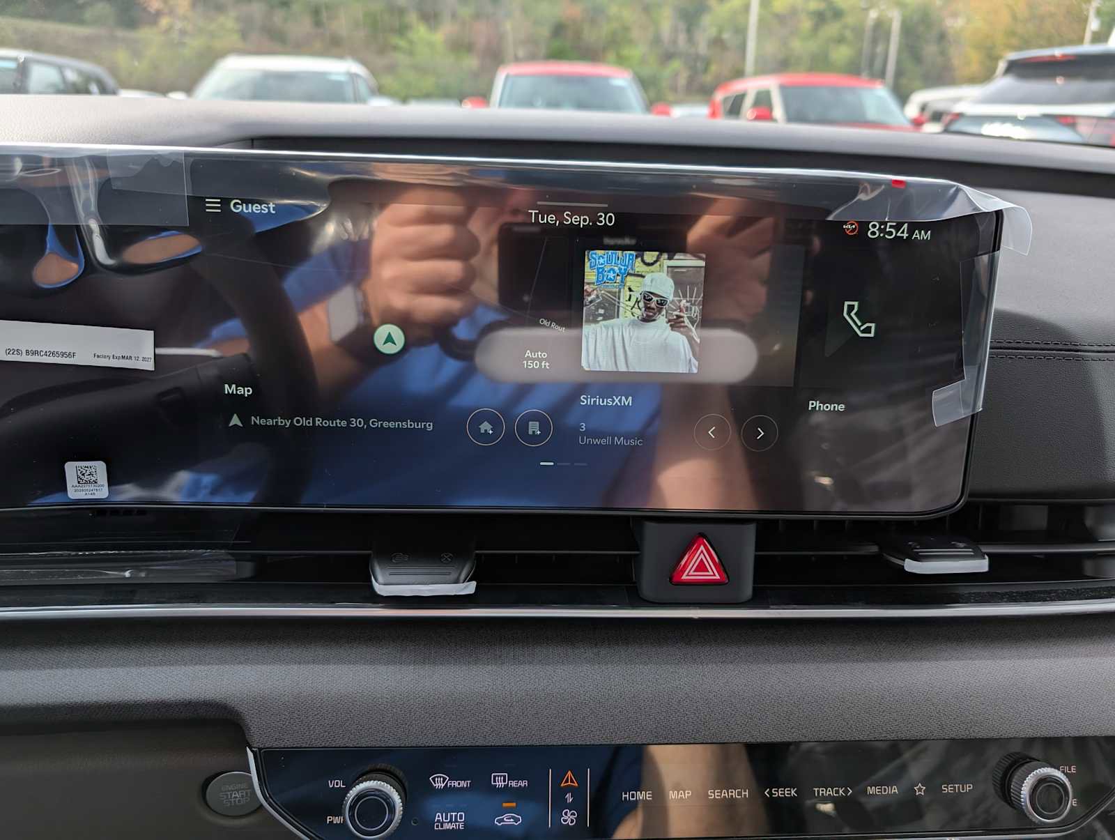 New 2026 Kia Carnival EX image 21