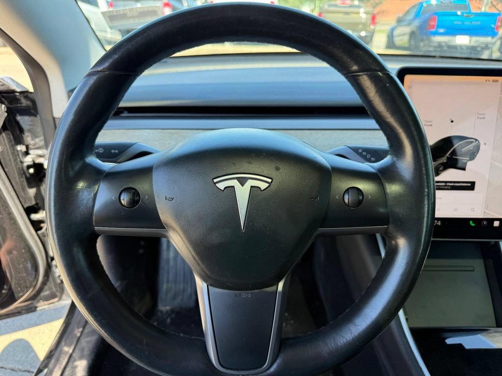Used 2018 Tesla Model 3 Long Range RWD image 14