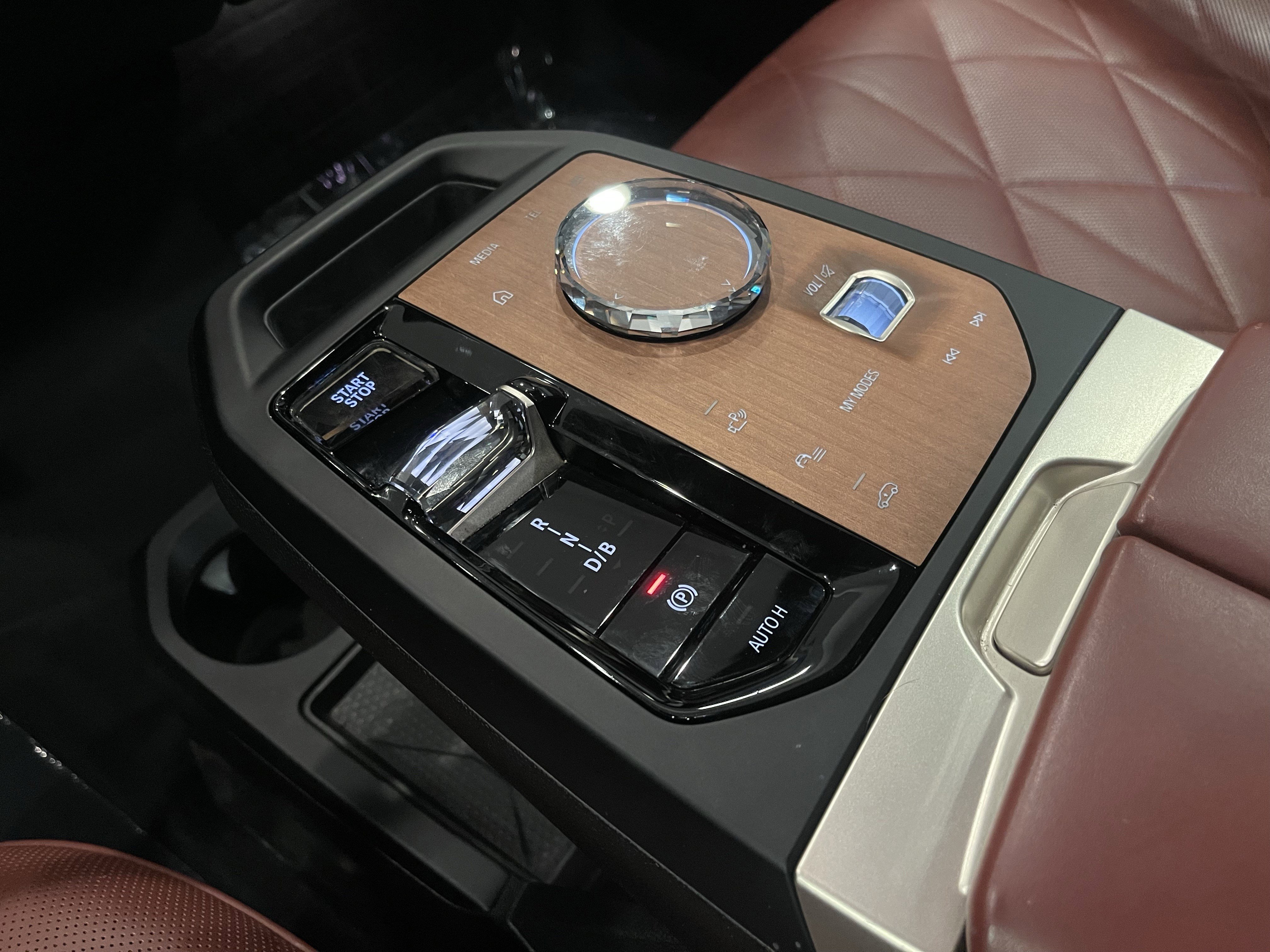 Certified 2023 BMW iX M60 w/ Executive Package AWD/4WD image 18