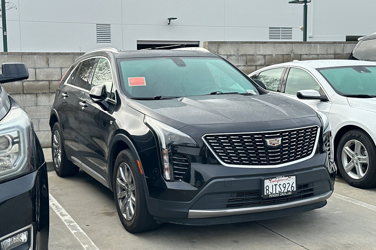 Used 2019 Cadillac XT4 Premium Luxury image 2