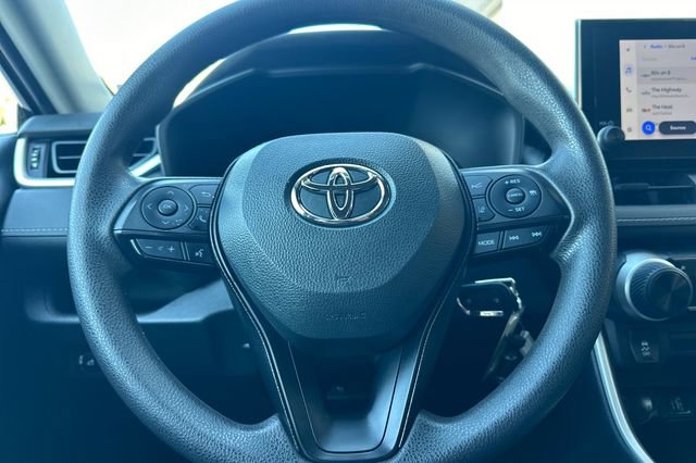 Used 2024 Toyota RAV4 LE image 21