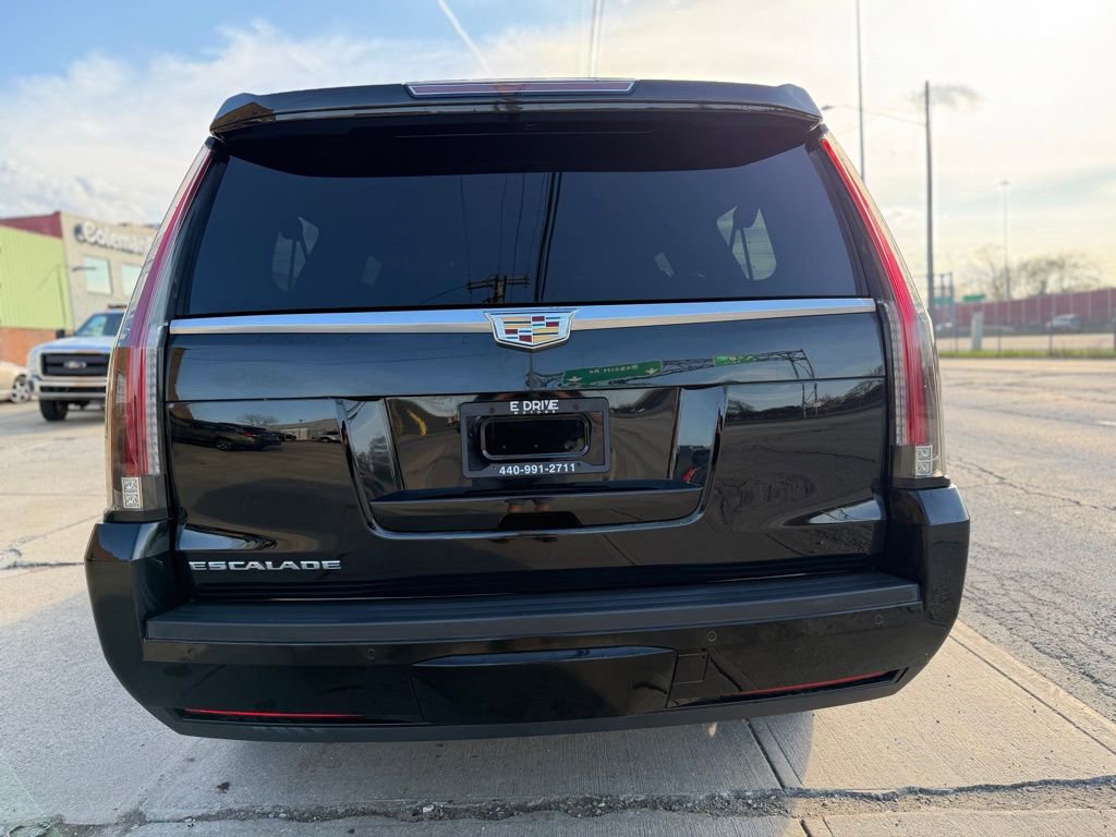 Used 2016 Cadillac Escalade ESV Platinum image 6