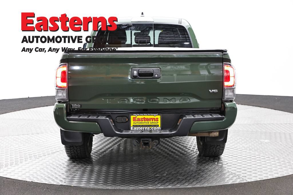 Used 2022 Toyota Tacoma TRD Sport AWD/4WD image 6