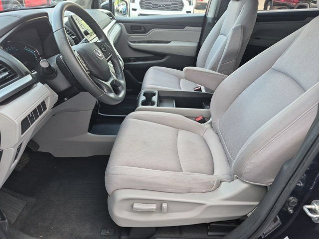 Used 2018 Honda Odyssey LX image 8