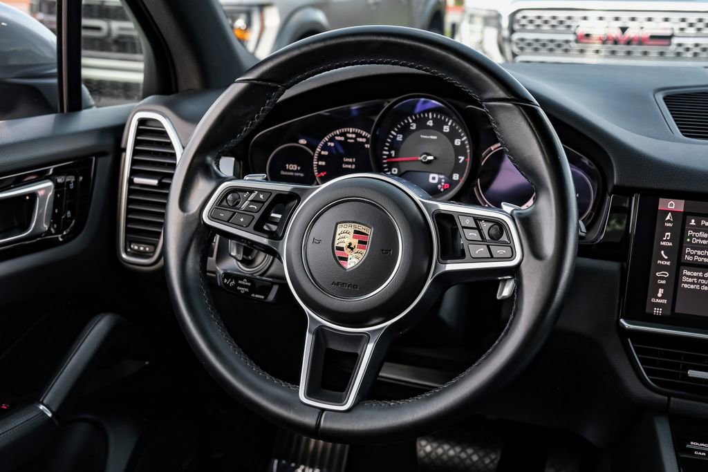 Used 2021 Porsche Cayenne image 15
