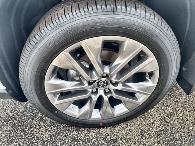 New 2025 Toyota RAV4 XLE Premium image 20