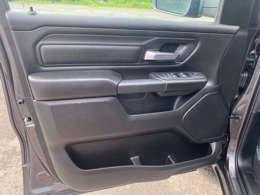 New 2025 RAM 1500 Tradesman w/ Night Edition image 9