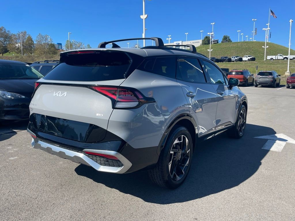 Used 2024 Kia Sportage SX image 3