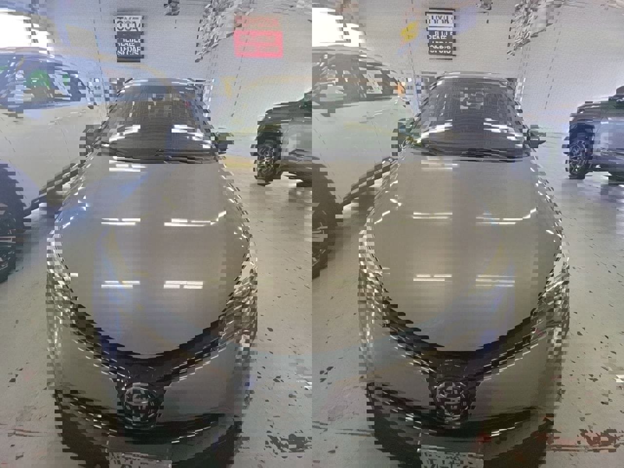 Used 2017 Toyota Corolla XLE image 1