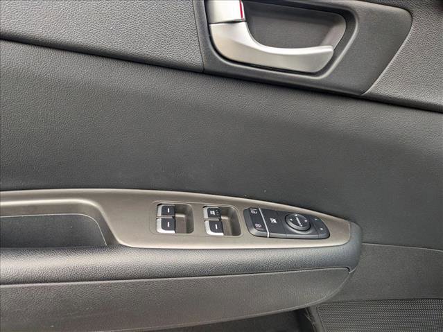 Used 2019 Kia Optima LX FWD image 11