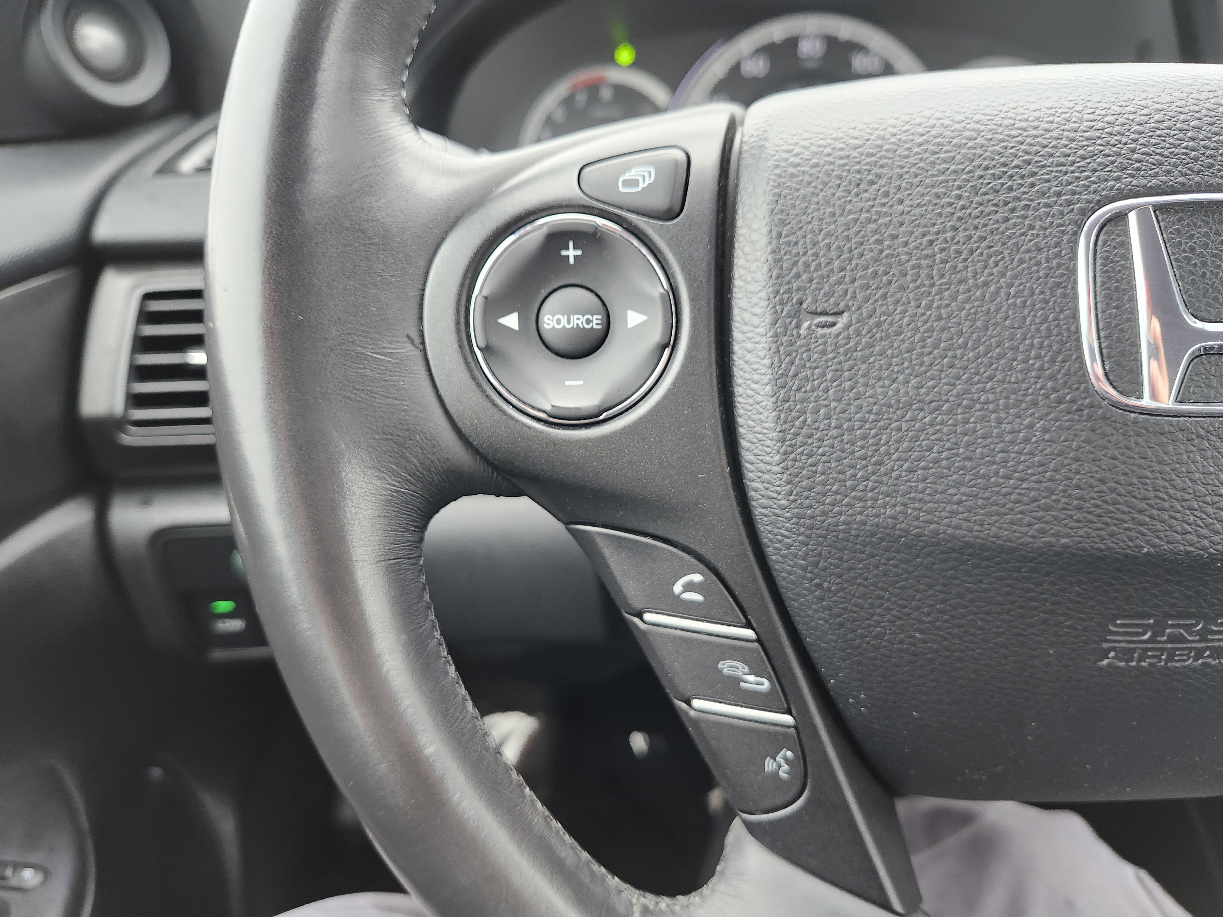 Used 2014 Honda Accord EX-L image 35