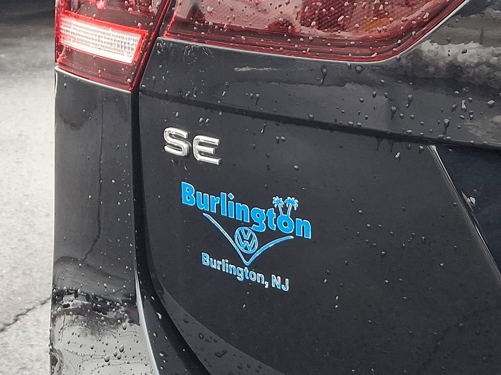 Certified 2022 Volkswagen Tiguan SE w/ Panoramic Sunroof Package image 31