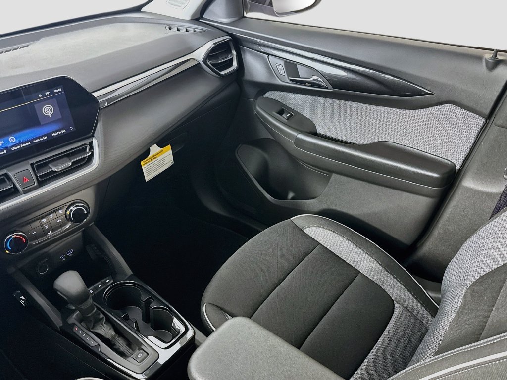 New 2026 Chevrolet TrailBlazer LS FWD image 24