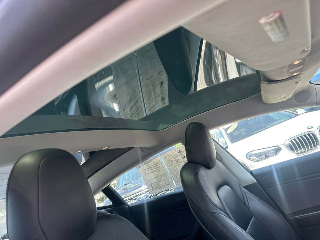 Used 2019 Tesla Model 3 Long Range RWD image 29