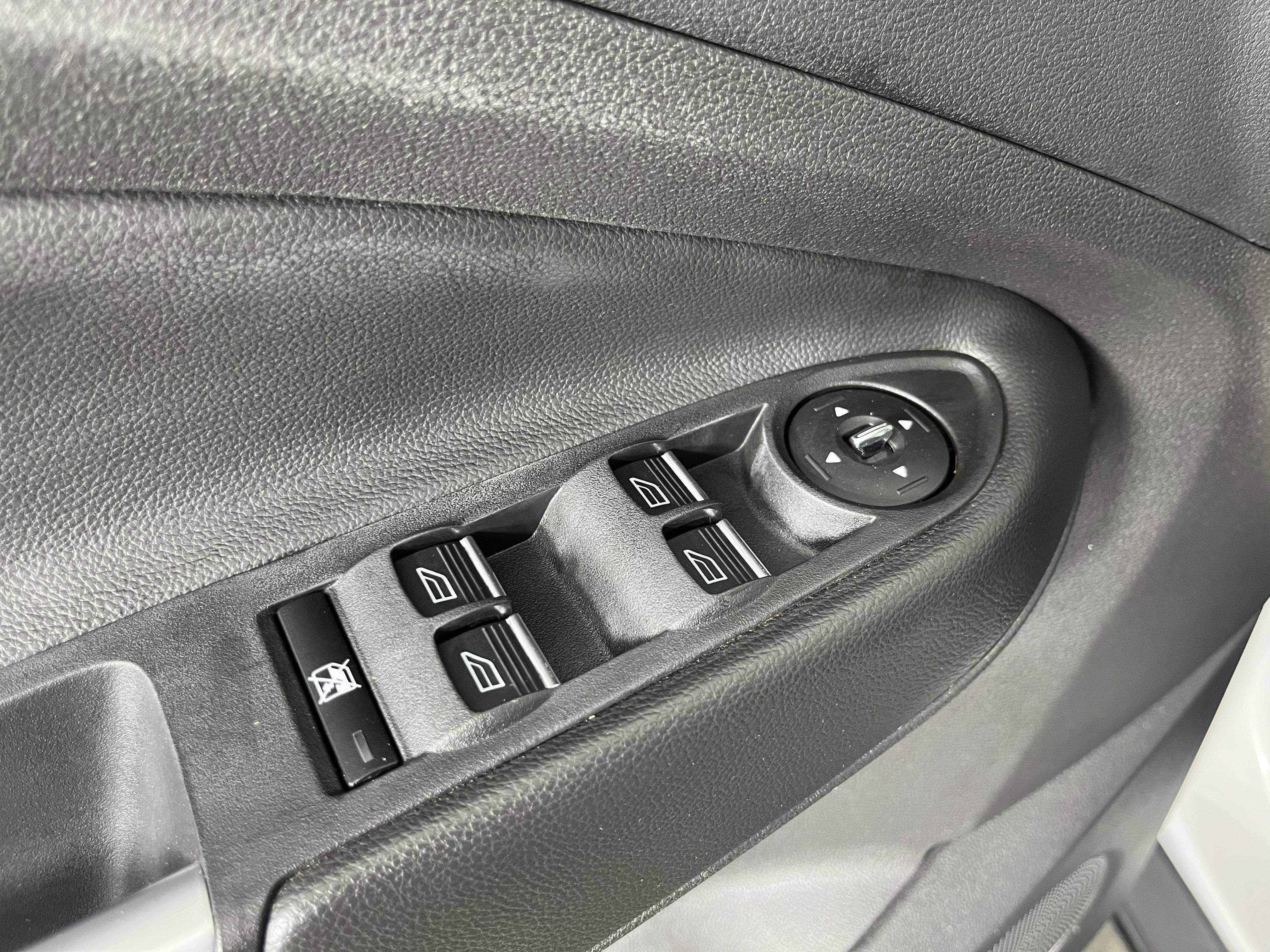 Used 2016 Ford Escape Titanium w/ Equipment Group 301A image 19