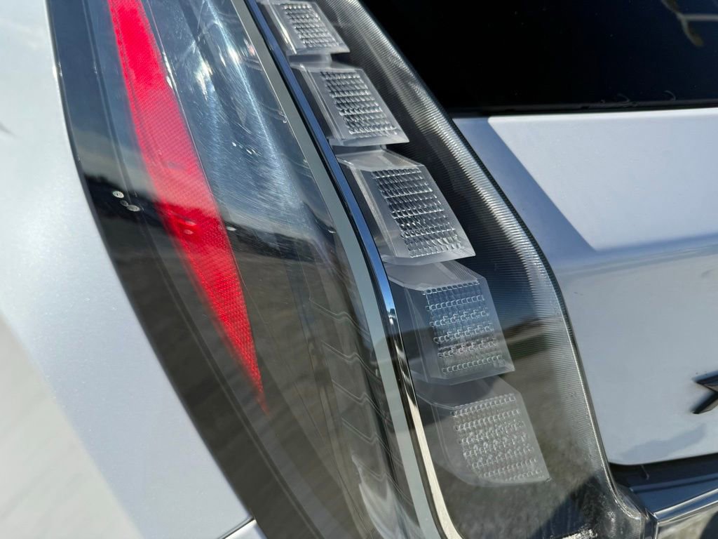 Used 2023 Cadillac XT4 Sport FWD image 10