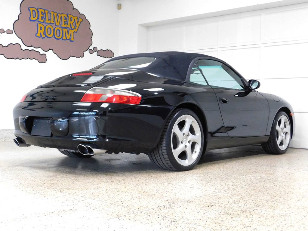 Used 2004 Porsche 911 Carrera RWD image 8