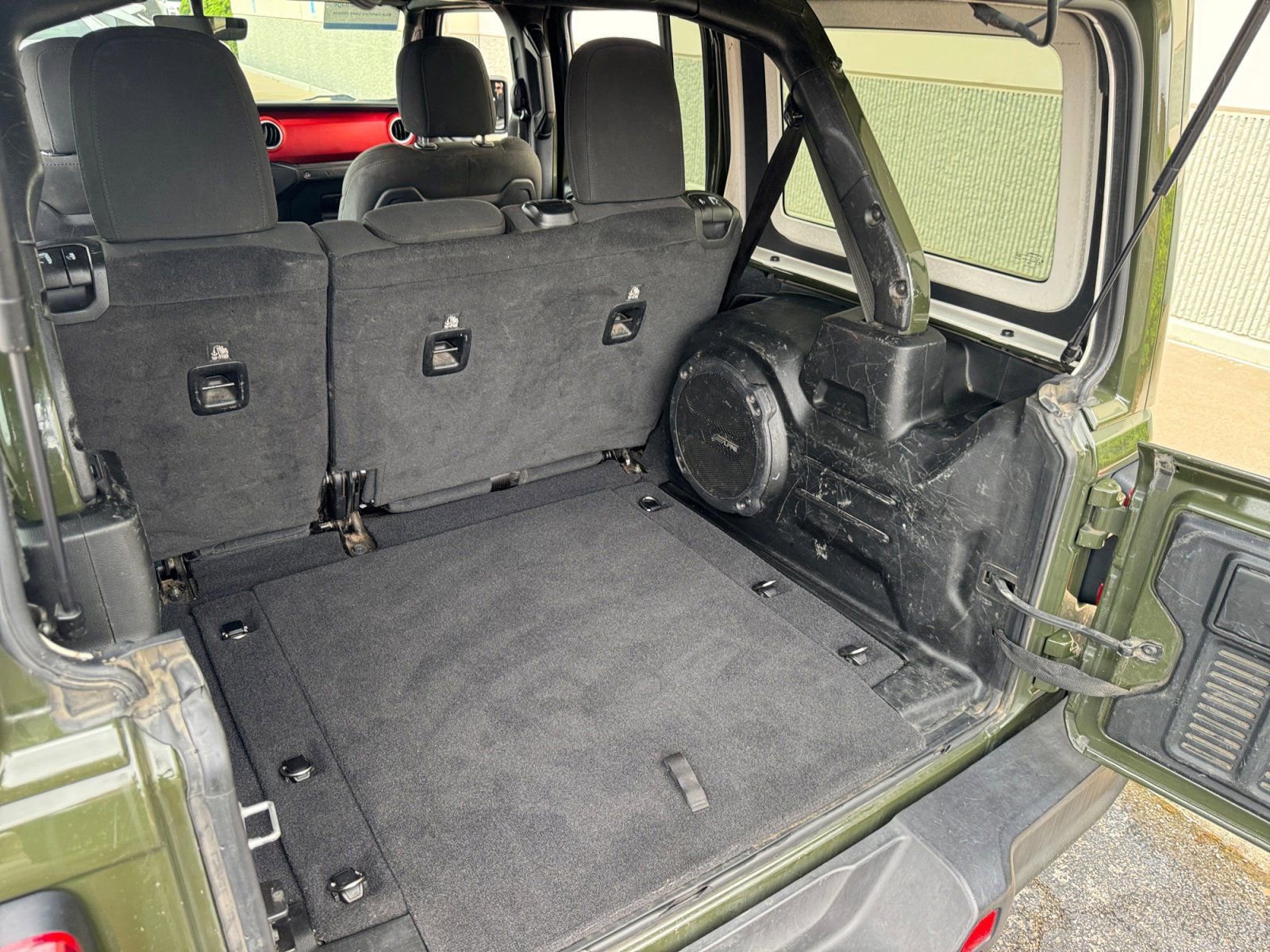 Used 2021 Jeep Wrangler Unlimited Rubicon image 3