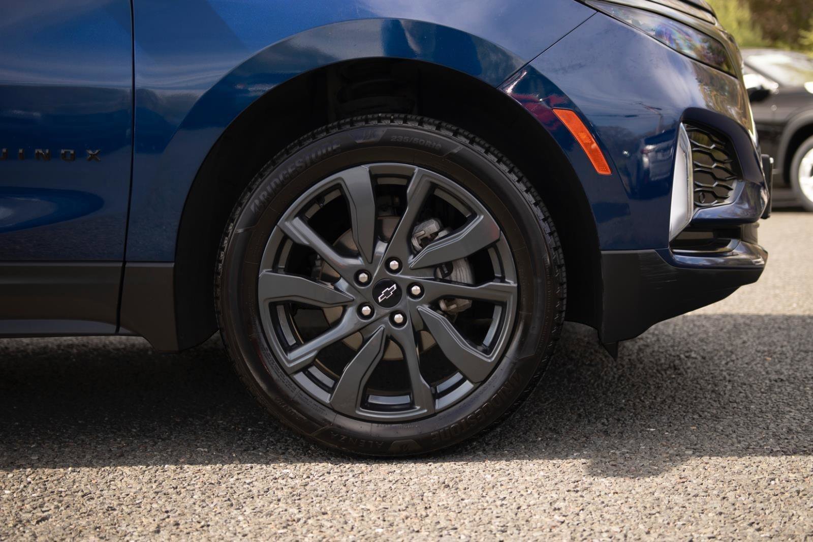 Used 2023 Chevrolet Equinox RS AWD/4WD image 25