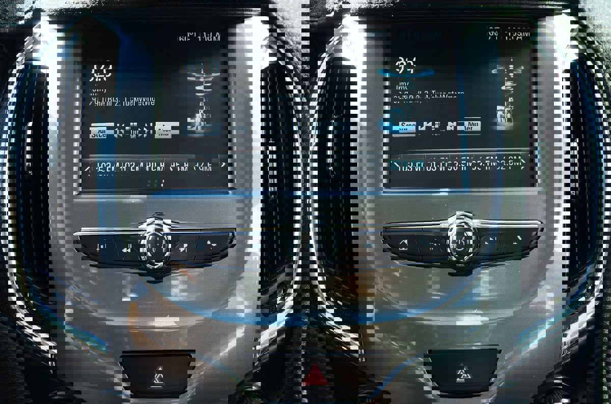 Used 2018 Chevrolet Cruze LT image 46