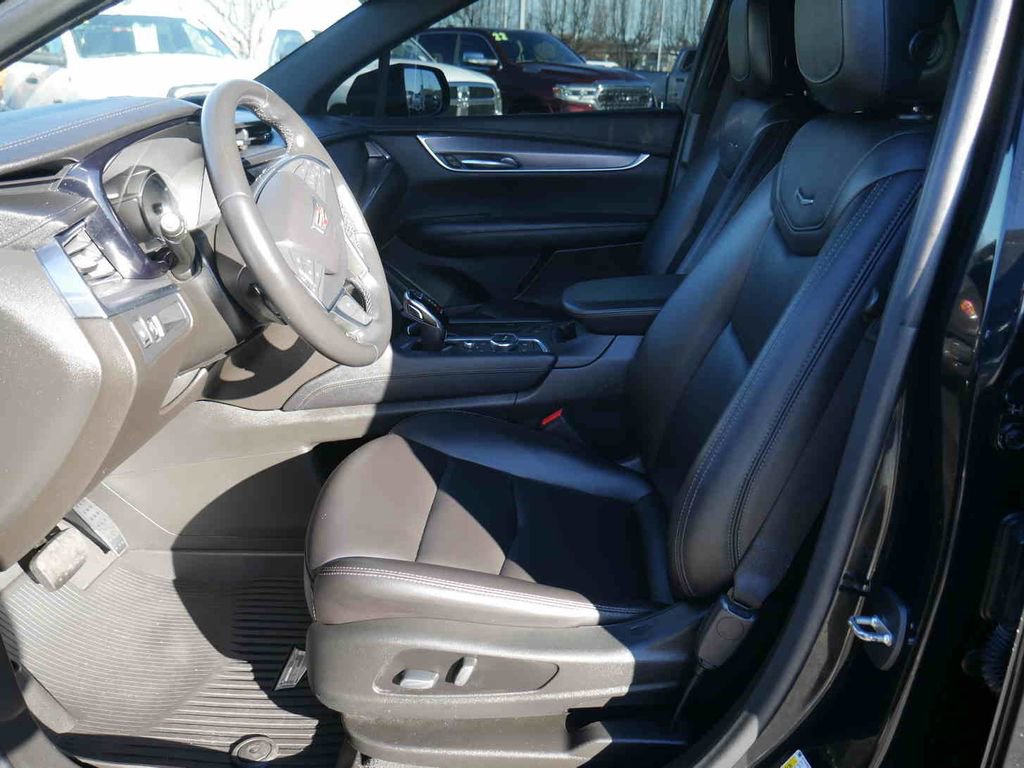 Used 2021 Cadillac XT5 Luxury image 27