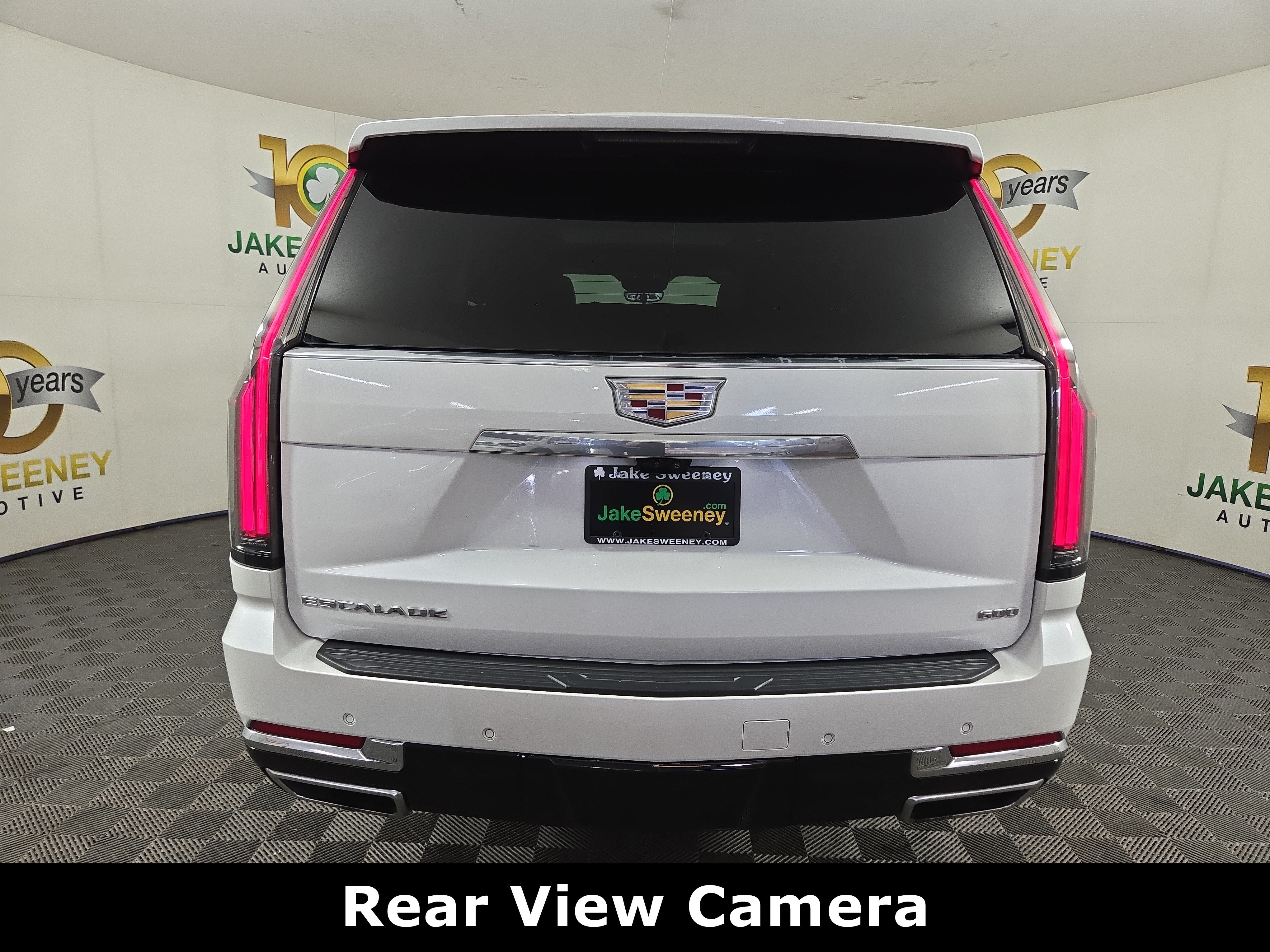 Certified 2025 Cadillac Escalade Premium Luxury w/ LPO, Floor Liner Package AWD/4WD image 7