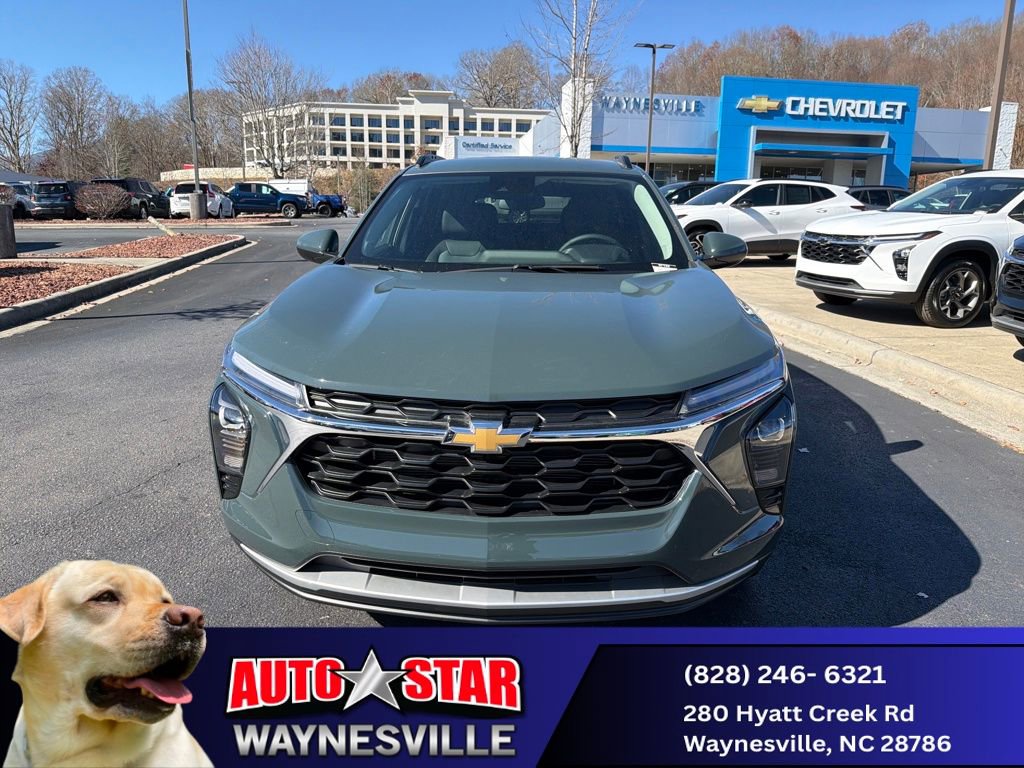 New 2025 Chevrolet Trax LT w/ Driver Confidence Package image 8