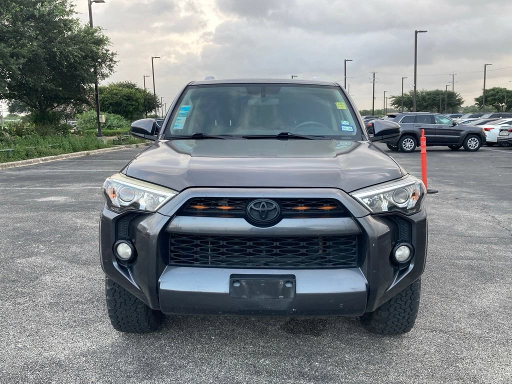 Used 2018 Toyota 4Runner SR5 RWD image 2