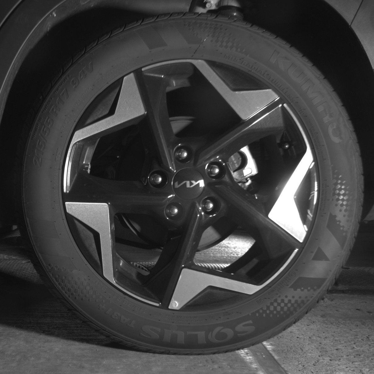 Used 2025 Nissan Altima 2.5 SV image 14