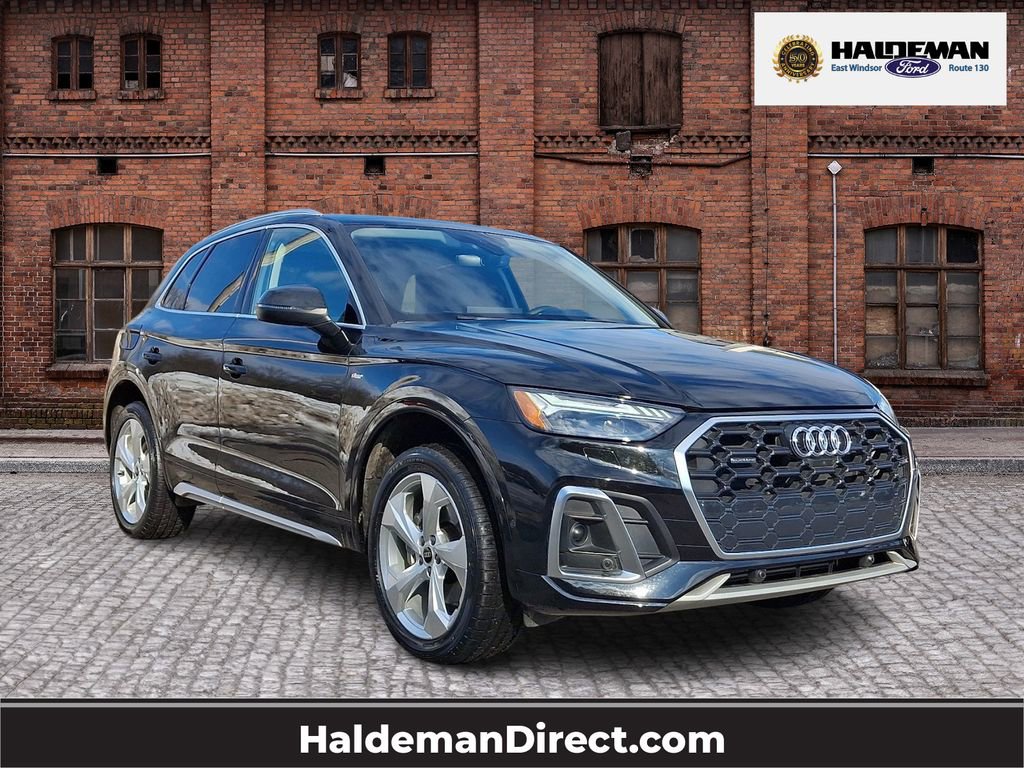 Used 2023 Audi Q5 2.0T Prestige w/ Prestige Package image 1