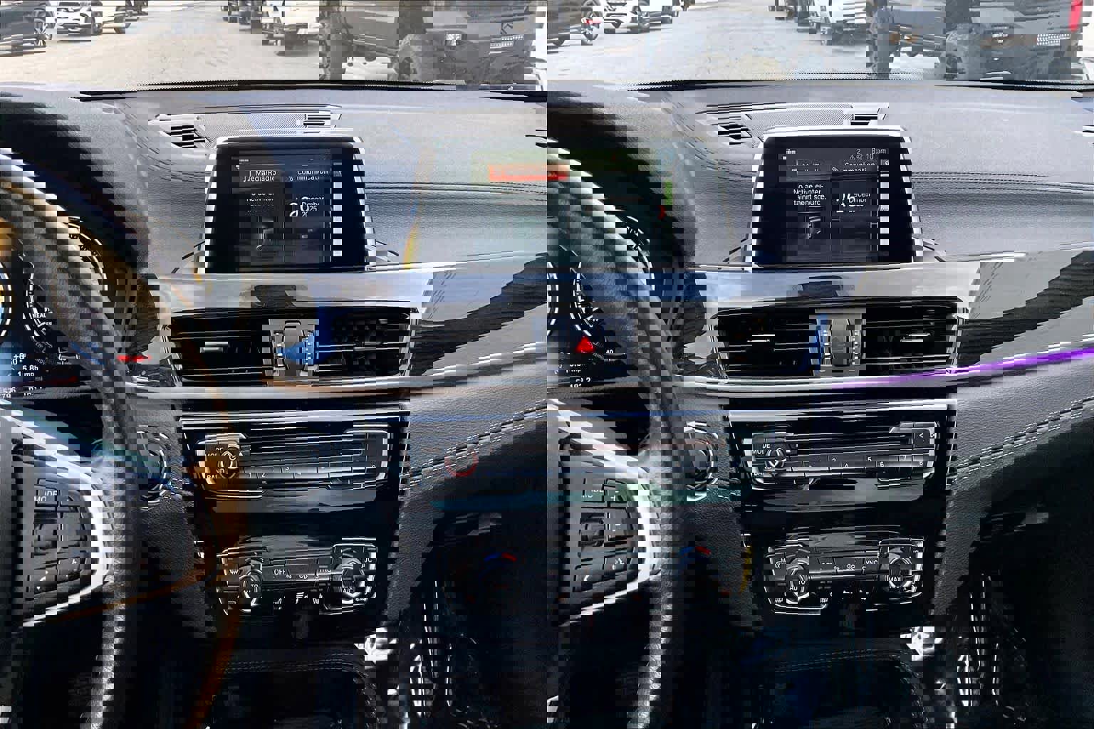 Used 2018 BMW X2 sDrive28i w/ Convenience Package image 6