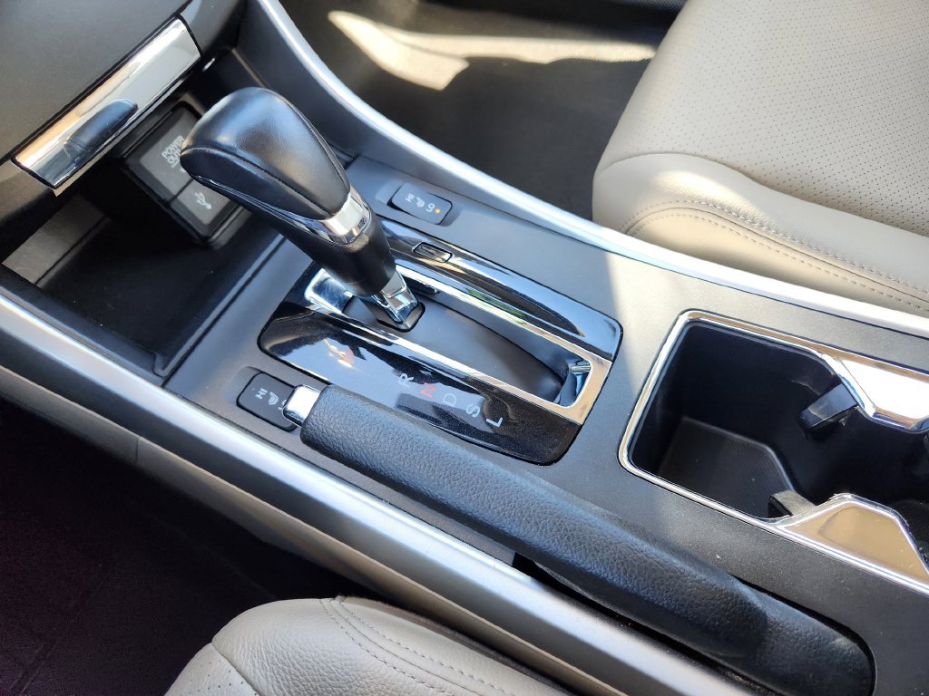 Used 2015 Honda Accord EX-L image 27