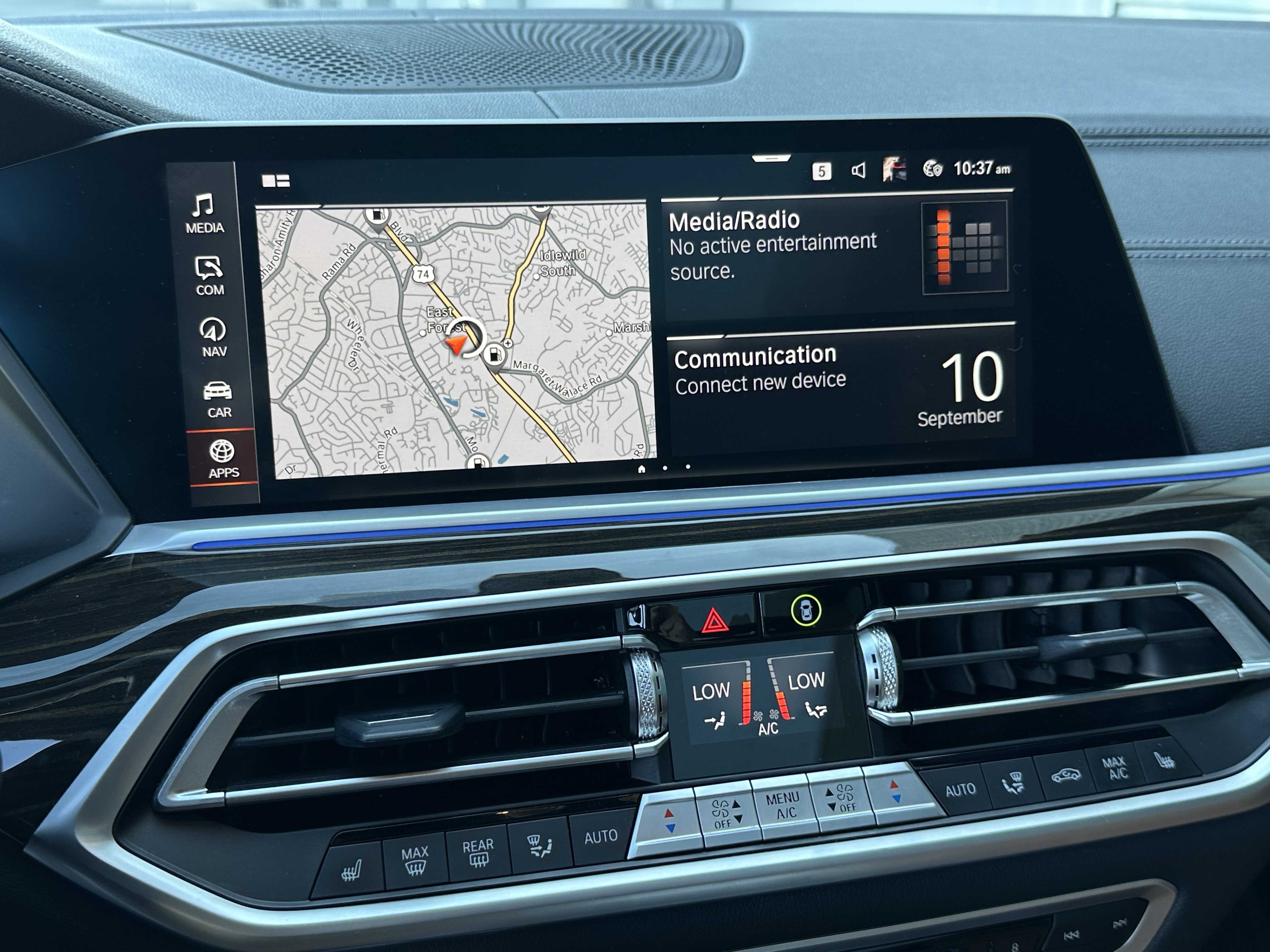 Used 2023 BMW X5 sDrive40i w/ M Sport Package RWD image 23