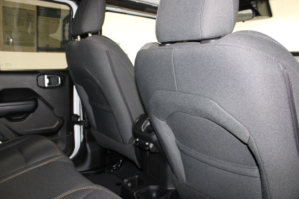 Used 2024 Jeep Wrangler Sport S image 31