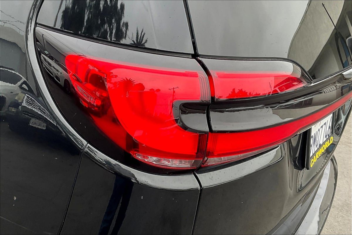 Used 2022 Chrysler Pacifica Touring-L FWD image 31
