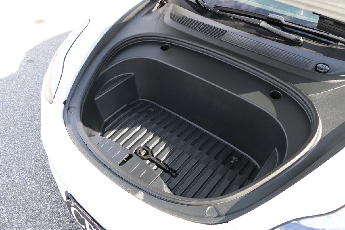 Used 2021 Tesla Model 3 Standard Range Plus image 26